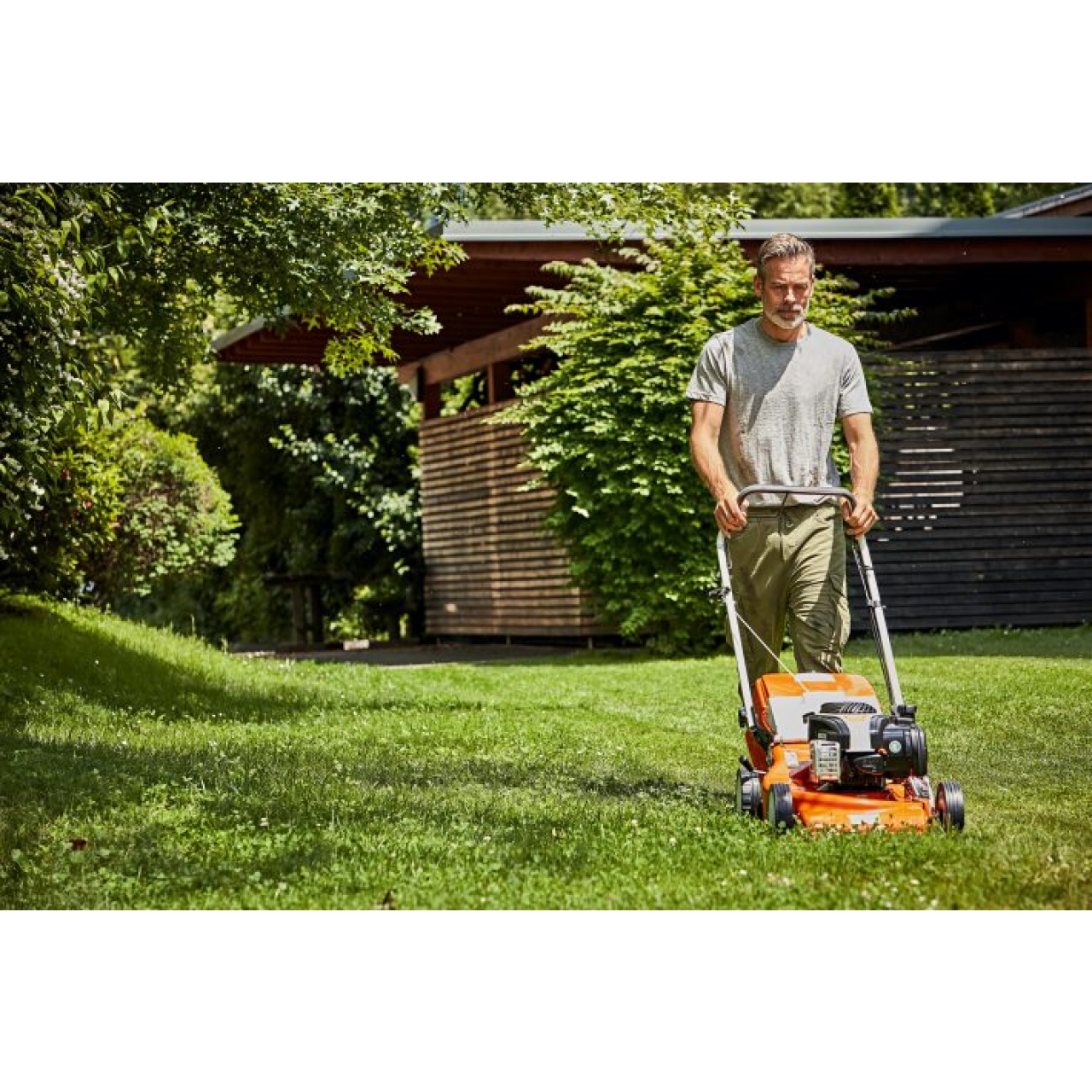 Stihl BenzinRasenmäher RM 248 T