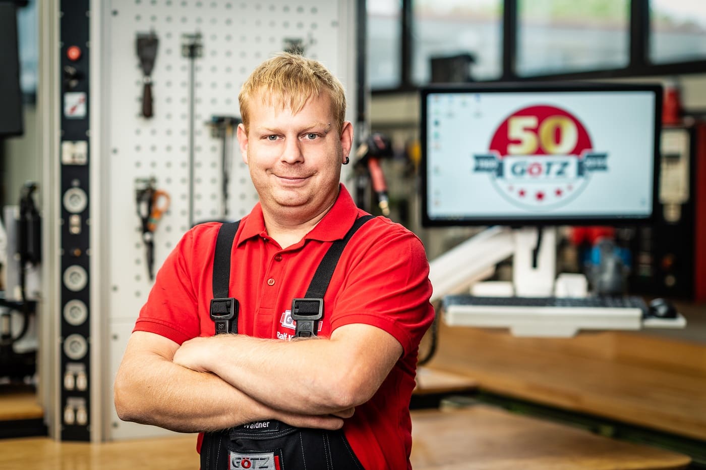 Mitarbeiter-mit-Hintergrund-Go-tz-GmbH_010